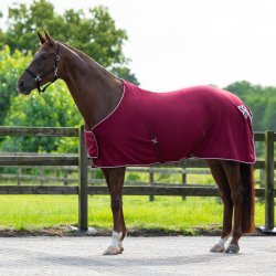 QHP Fleecedkken med paradesljfe og frontklap