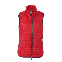 JN letv�gts vest med Saga Svb. logo p� venstre bryst